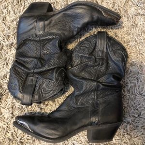 Dingo cowboy boots